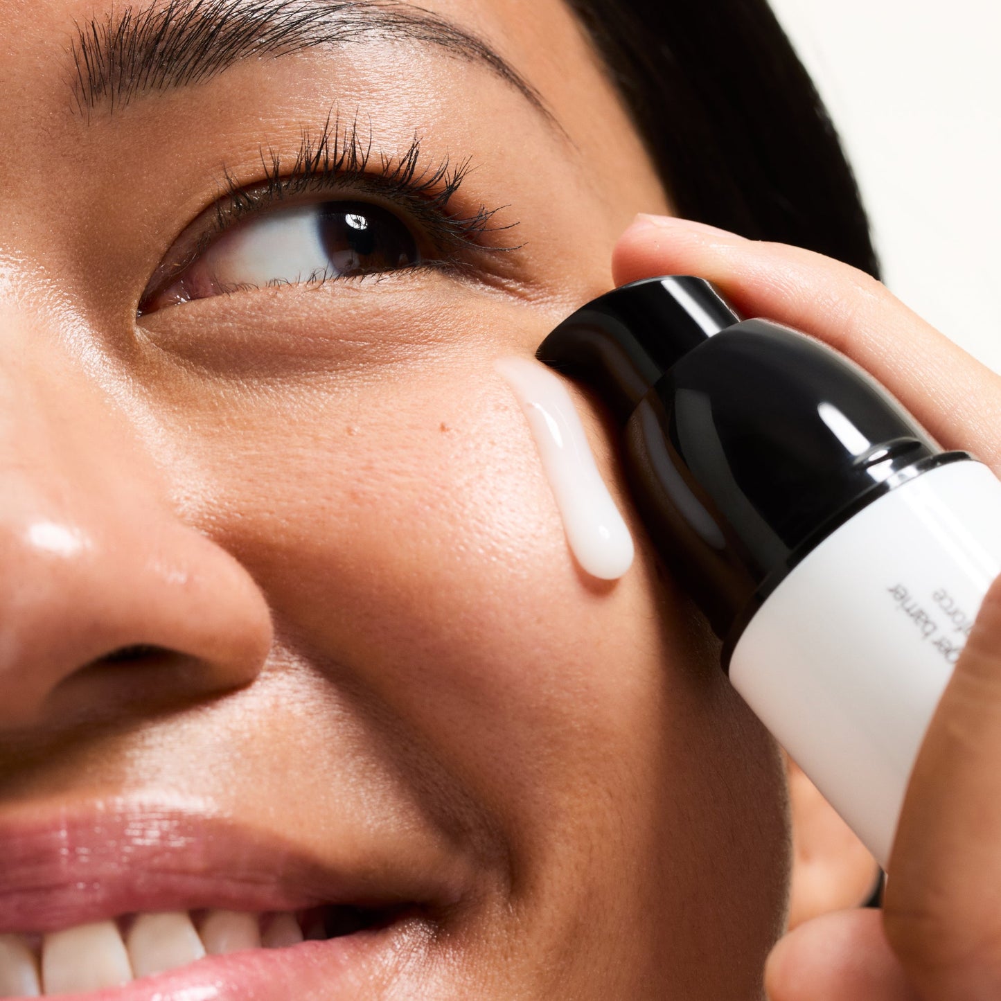 ectoin-hydro-barrier-serum-duo-z5 Ectoin-Globals_Texture-bottle.jpg