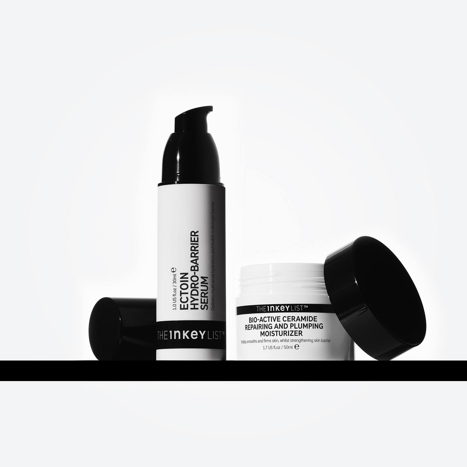 skin-barrier-repair-duo-v7 Hero_38716fb6-2743-4acf-8b39-ee63aaf60dd7.png