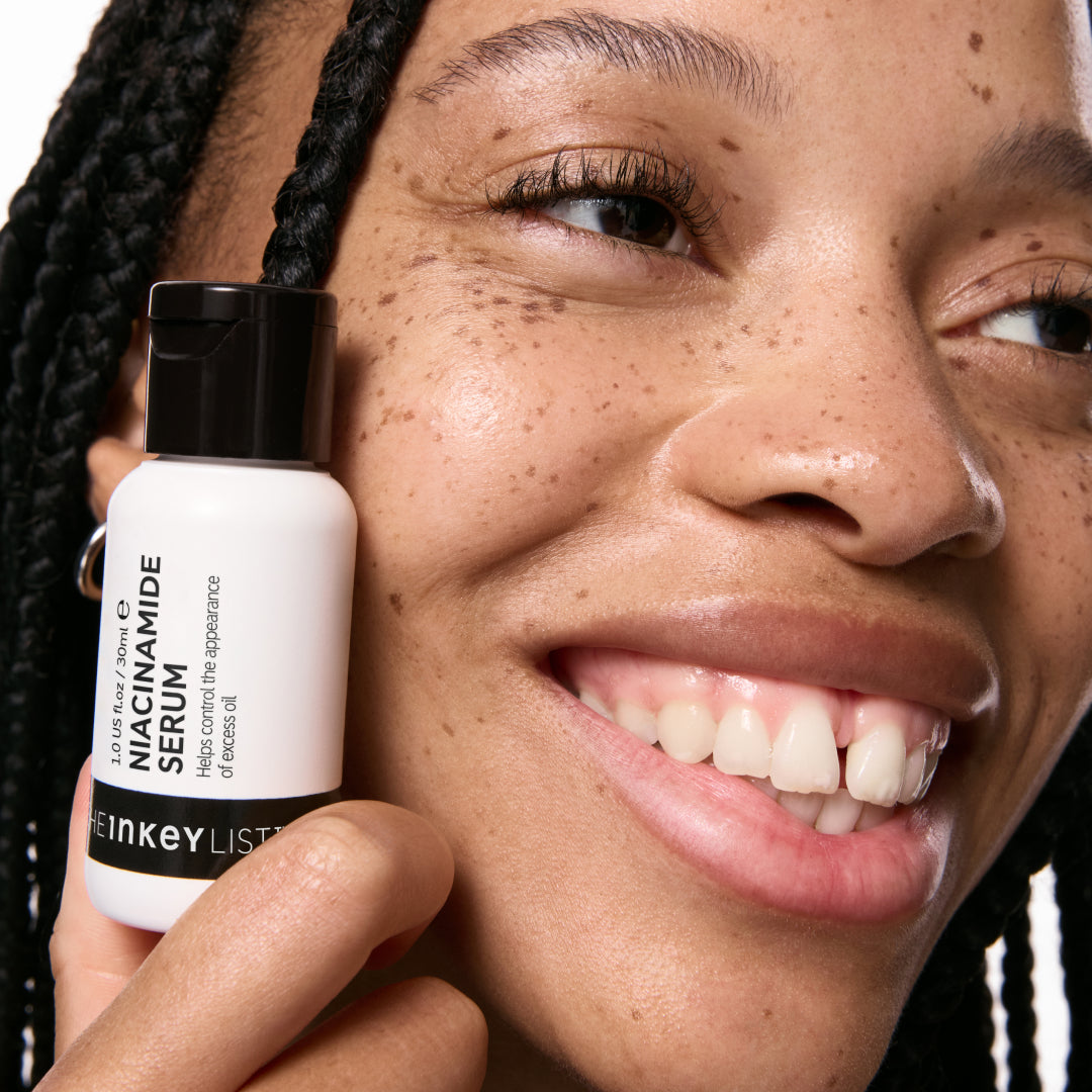 10-niacinamide-serum-i1 Model01_d6be0920-41bd-4df2-8281-5a1face2e177.jpg