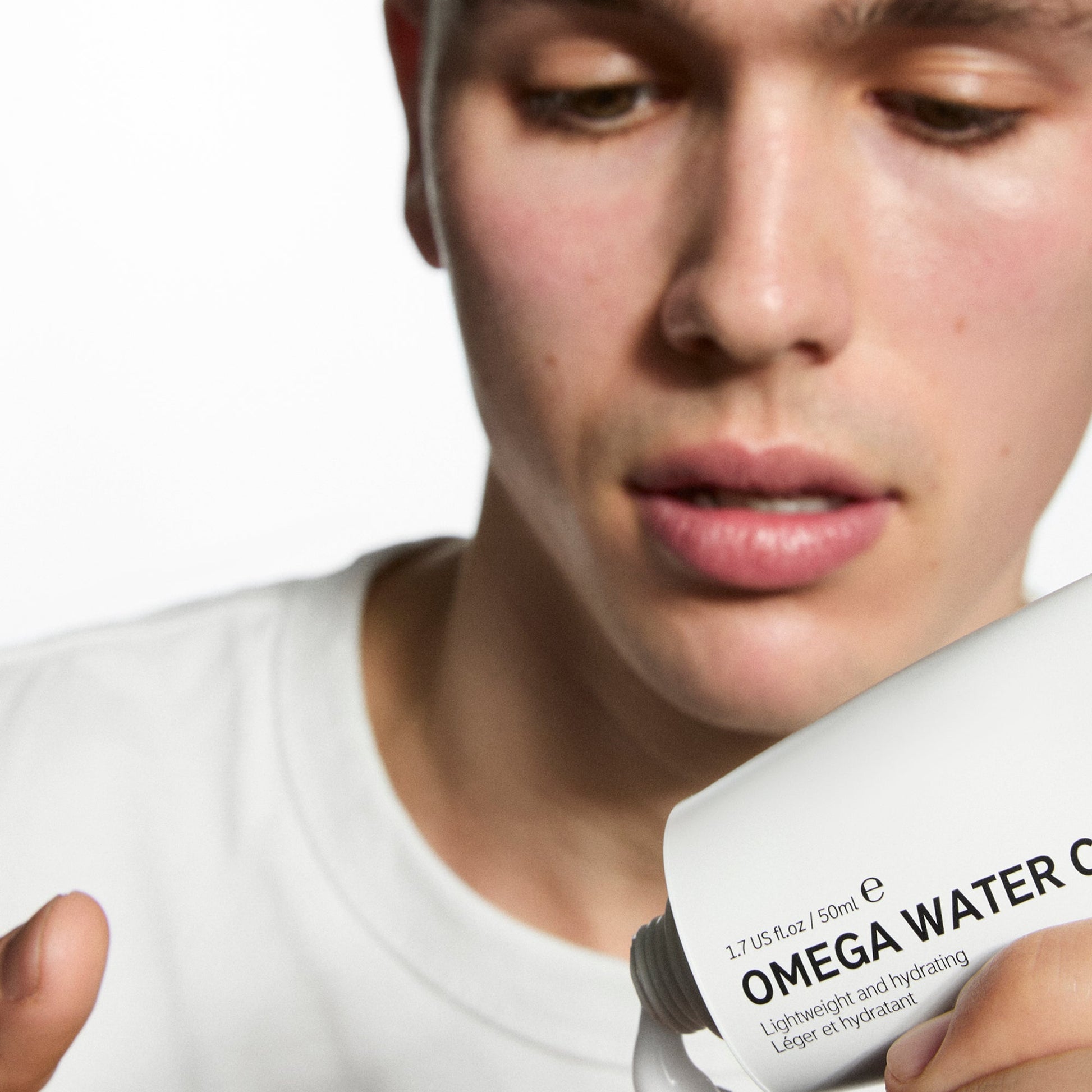 supersize-omega-water-cream-100ml-c8 Omega100_Model_2000x2000_62065fcd-8c1b-4831-aefc-6f05325600fd.jpg