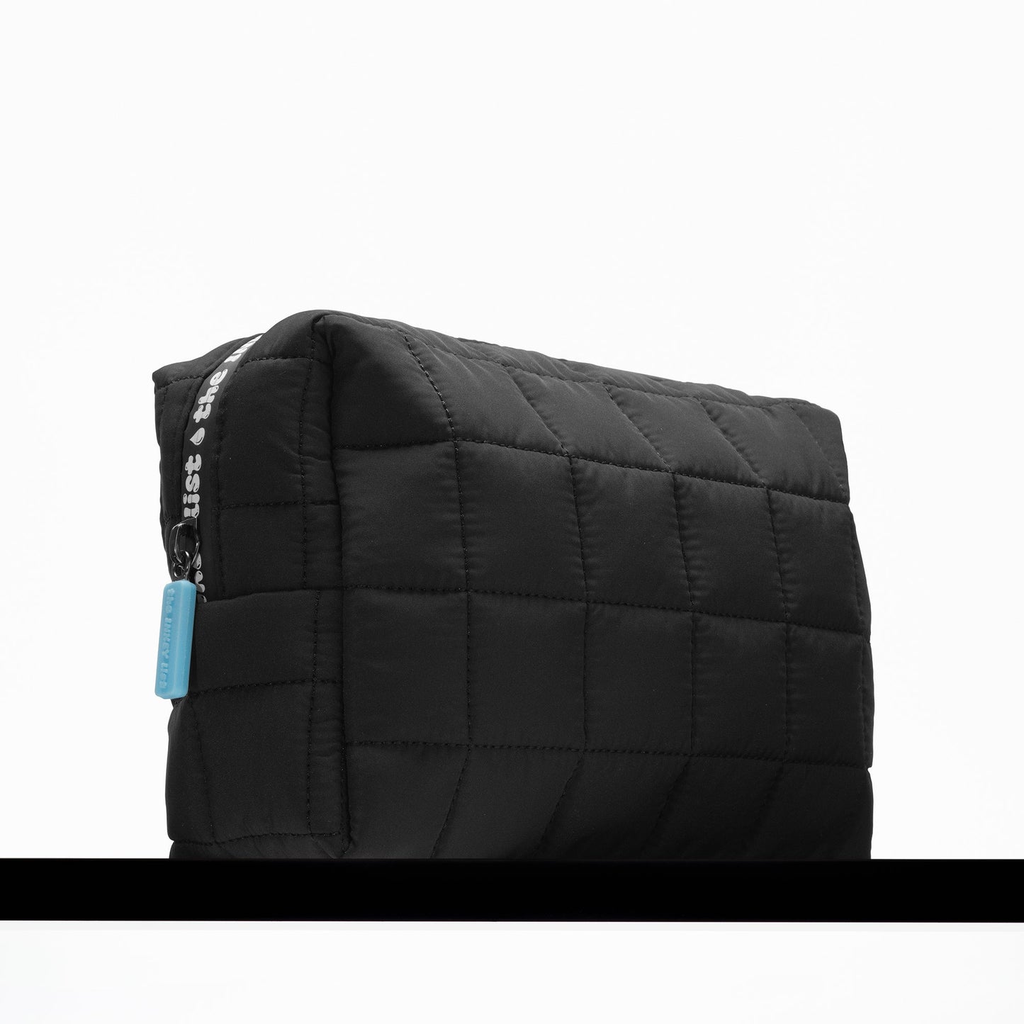 the-inkey-list-washbag-e3 washbag-hydration-05.jpg